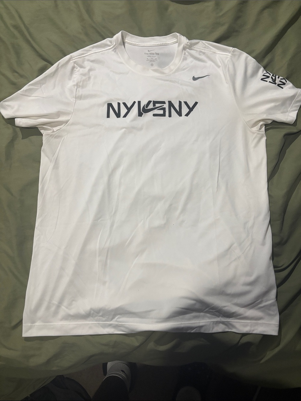 NYv
